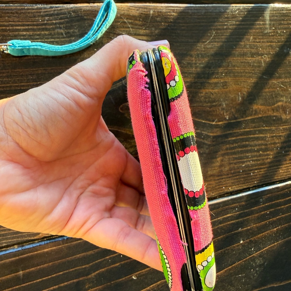 Colorful Patterned hard wallet case with initial T - Picture 4 of 6